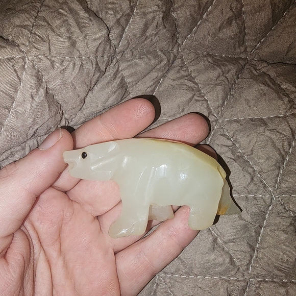 Carved Stone Bear 🐻‍❄ - Picture 5 of 10